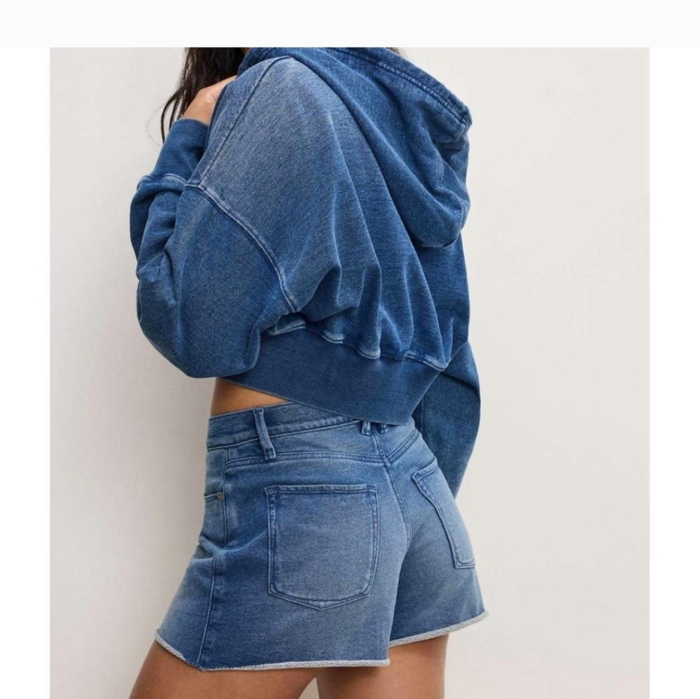 New WOT Jeanious Zip Up Crop Hoodie Good AMERICAN M INDIGO900
